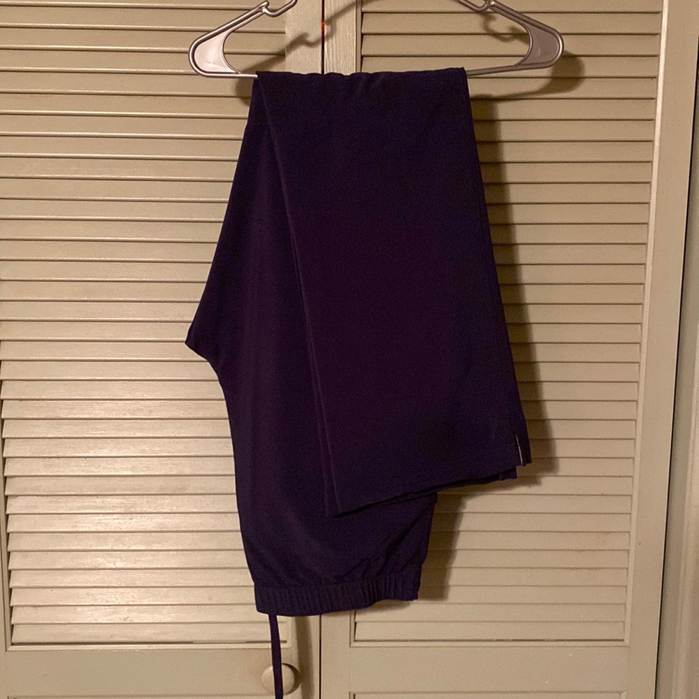 Navy scrub pants (Small TALL)